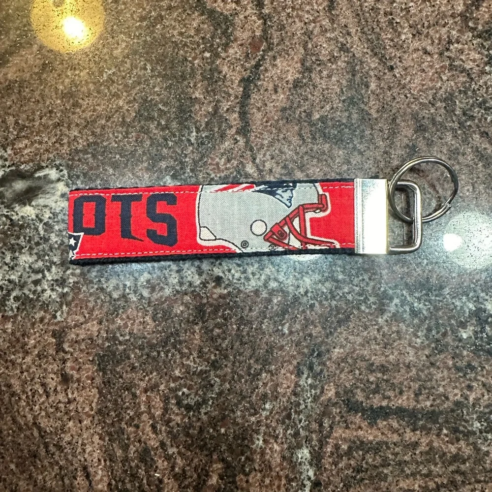 Handmade New England Patriots wristlet key fob keychain